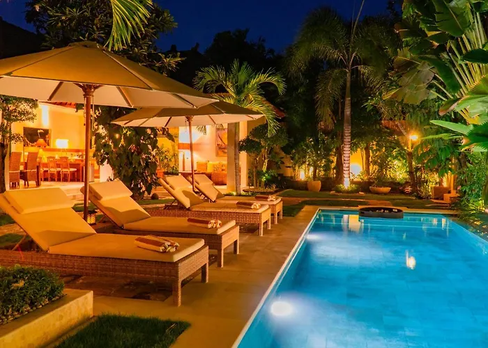 Villa Dayak Seminyak 